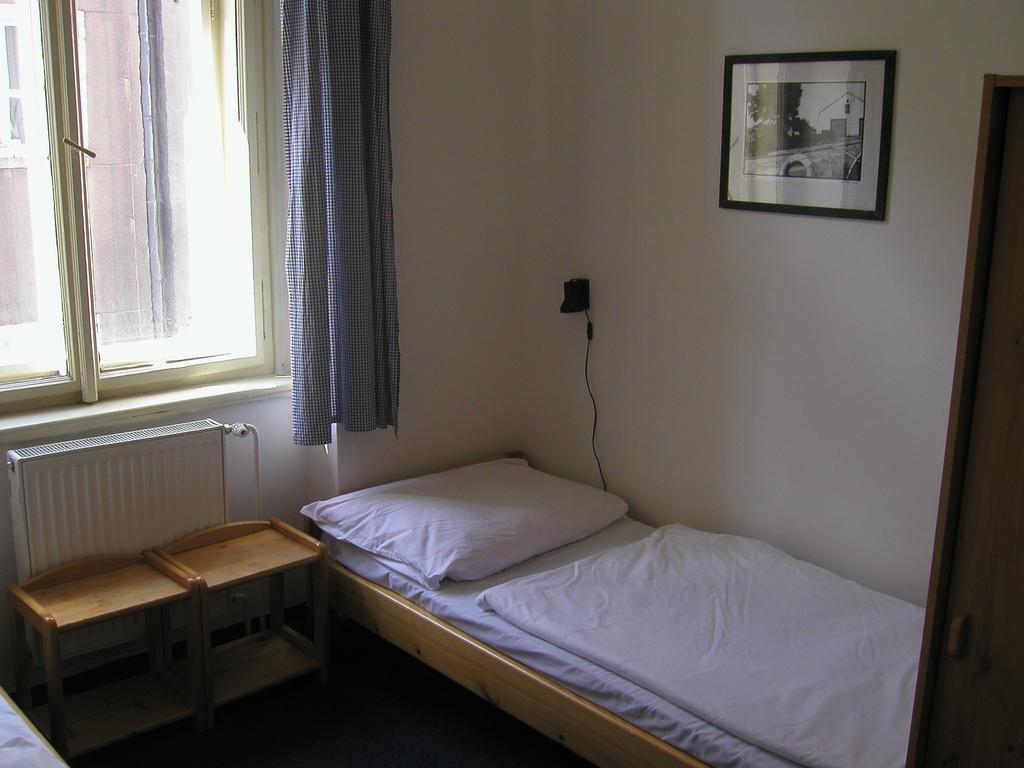 Travellers Hostel Praha Zewnętrze zdjęcie